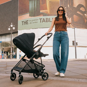 Coche de paseo Melio Carbón Fibra de Carbono - Cybex Gold - Mini Nuts - Expertos en sillas de auto y coches de paseo