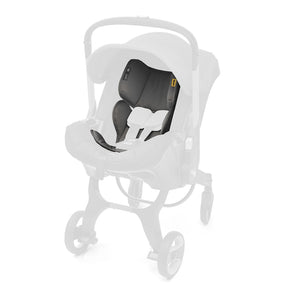 Doona+ con inserto para recién nacido instalado en el asiento