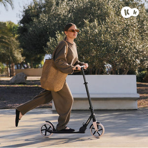 Scooter plegable Freely - KinderKraft - Mini Nuts - Expertos en sillas de auto y coches de paseo