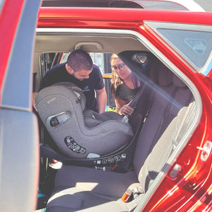 Servicio de asesoria en instalacion de silla de auto personalizada de la mano de un experto en seguridad vial infantil. Confia en los expertos de Mininuts