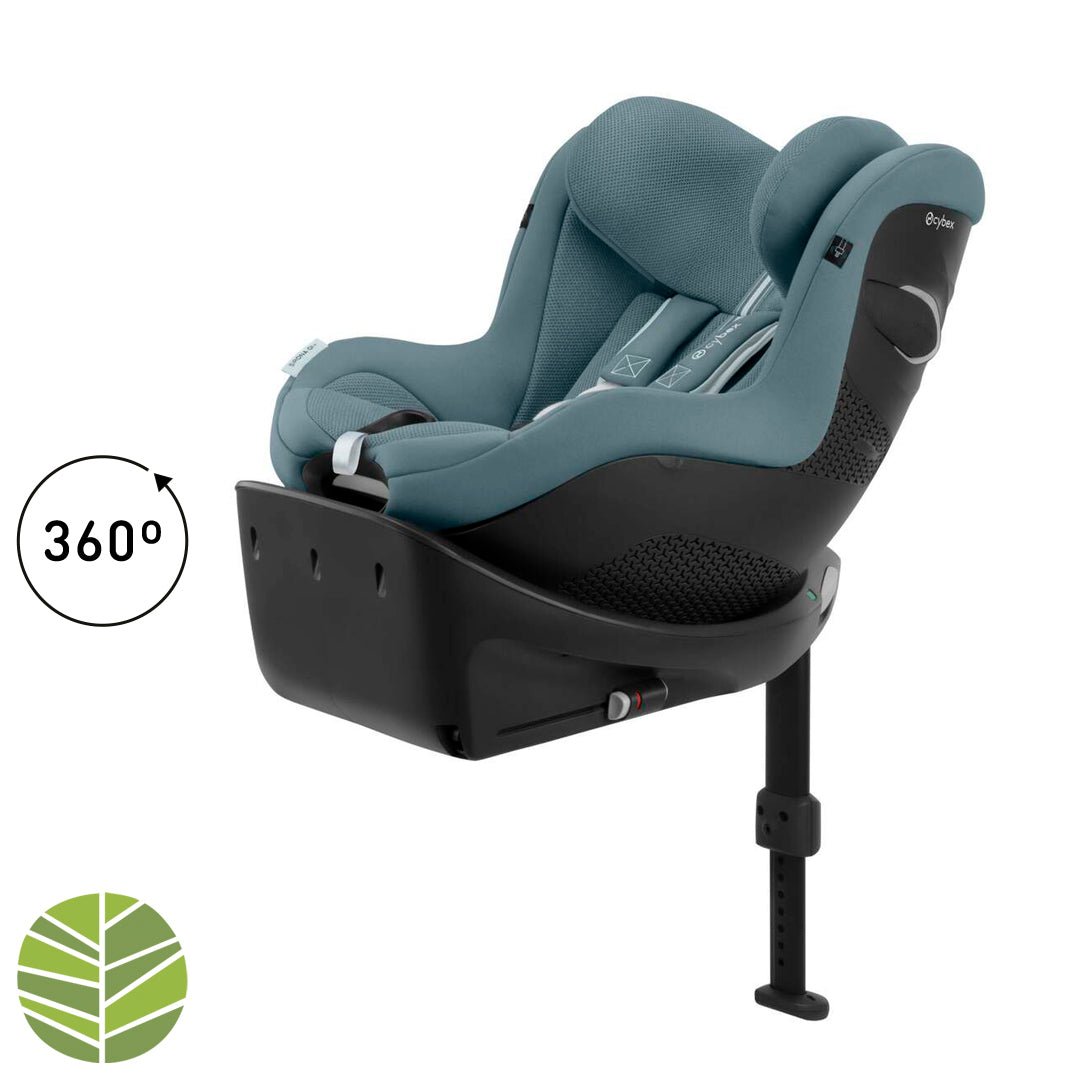 Silla de auto convertible Sirona Gi i-Size 360° color Stormy Blue Plus - Vista lateral con icono 360° y sello ecológico
