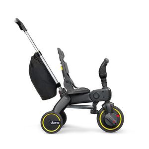 Liki Trike S3 Grey Hound con el respaldo reclinado para el descanso del niño