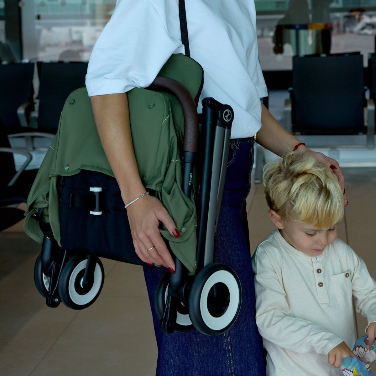 Coches de viaje para bebé: cómo elegir un coche para viajar con tu guagua - Mini Nuts - Expertos en sillas de auto y coches de paseo