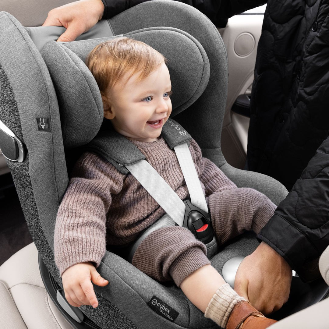 ¿Debo cambiar mi silla de auto después de un siniestro vial? - Mini Nuts - Expertos en sillas de auto y coches de paseo