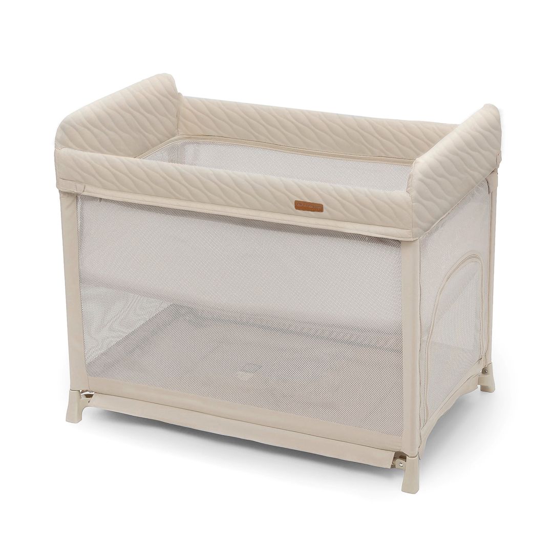 Cuna de viaje plegable Kinderkraft Moon Dream Beige, plegado en un solo movimiento
