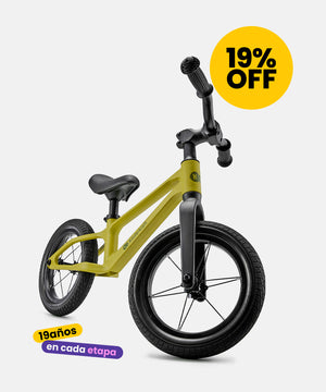 bicicleta de balance o equilibrio para niños pequeños color amarillo con 19% de descuento MiniNuts 19 años en cada etapa