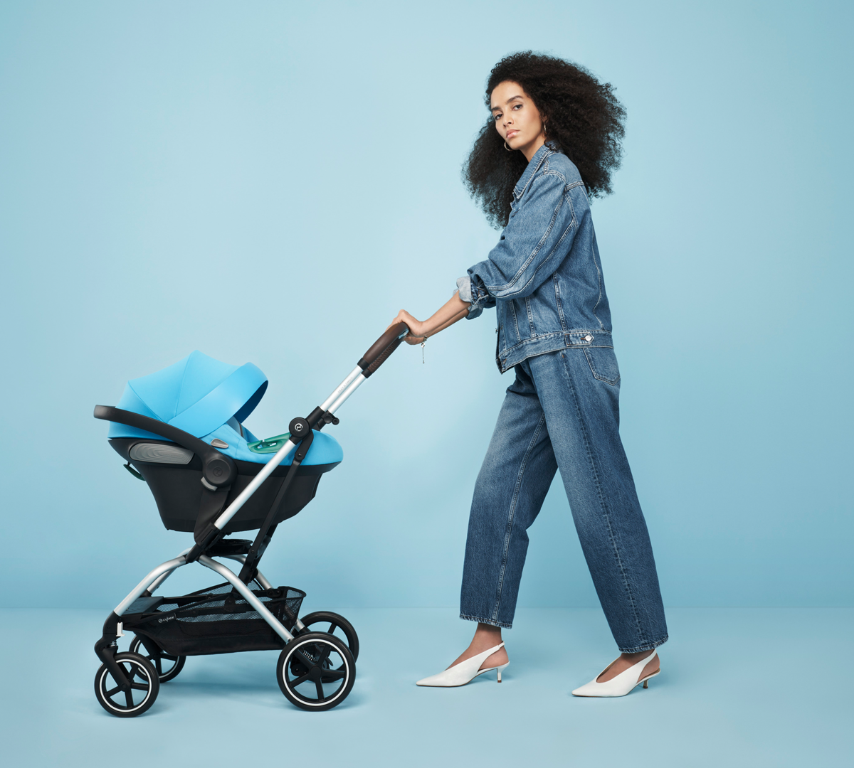 Coche de paseo Grande Plus de Kinderkraft   - MiniNuts expertos  en coches y sillas de auto para bebé