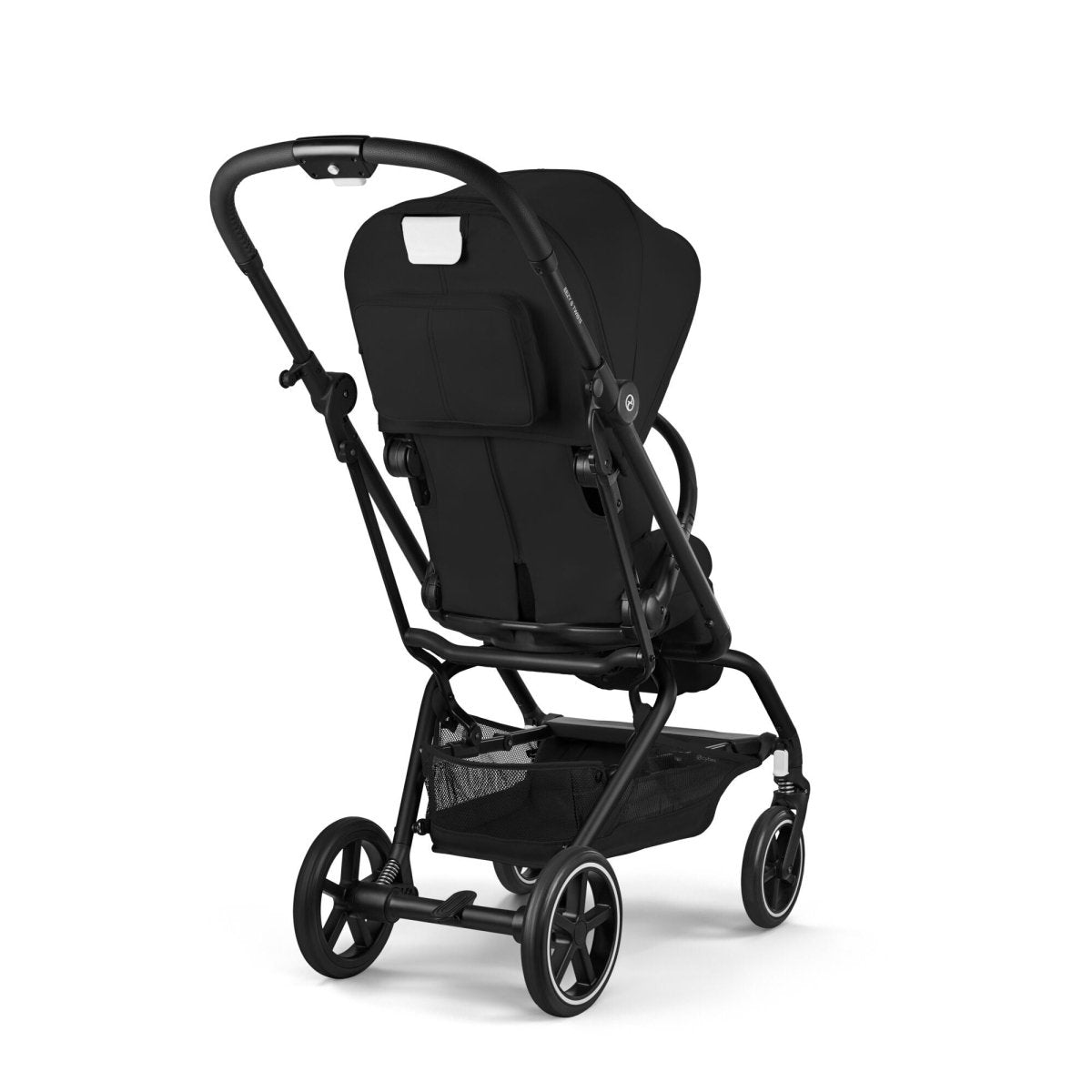 Coche de paseo Eezy S Twist Plus 2 2026 color Magic Black, vista trasera en ángulo
