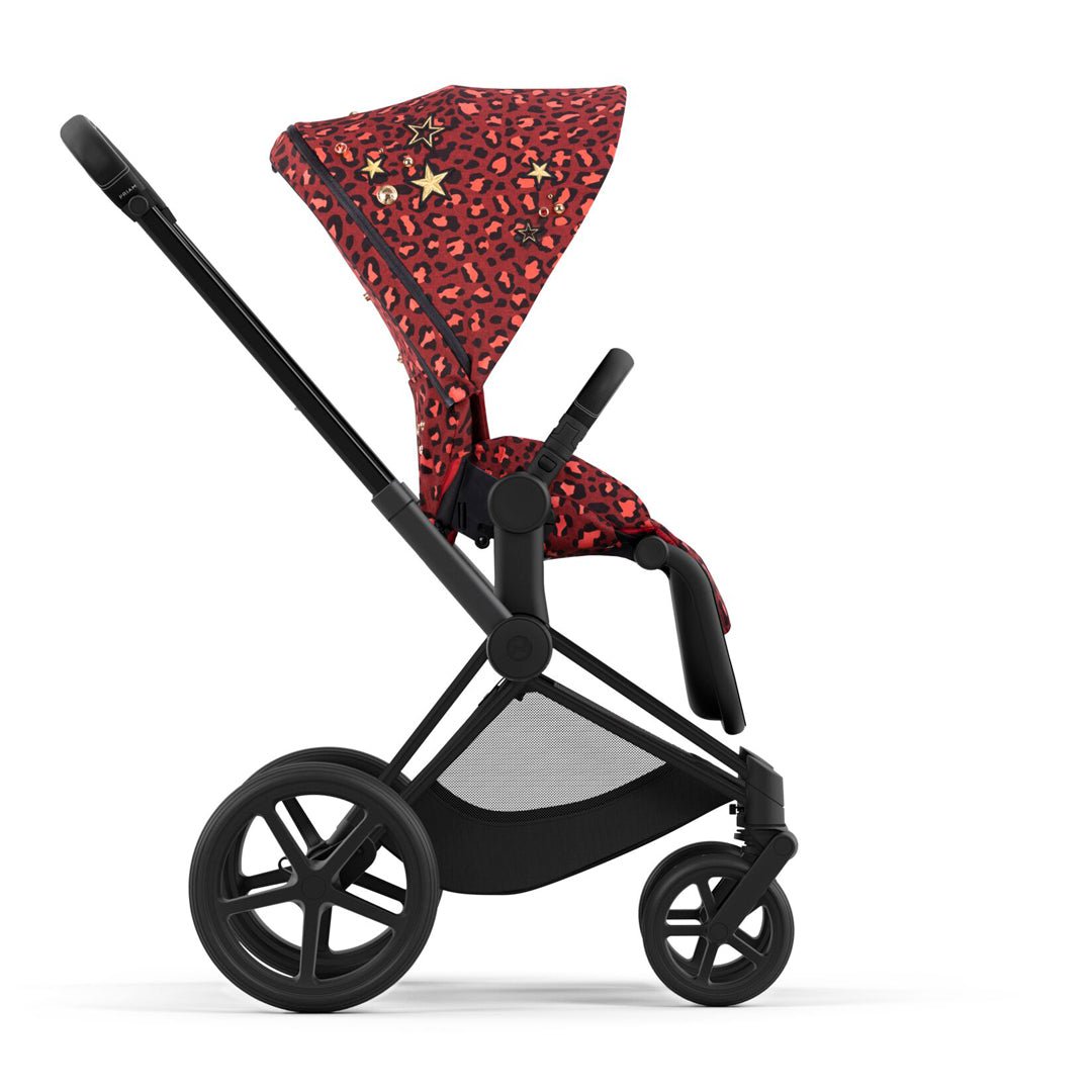 Coche de paseo Priam Rockstar Red Dark 4.0 - Cybex Platinum - Mini Nuts - Expertos en sillas de auto y coches de paseo para bebés