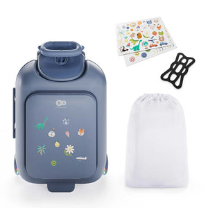 Maleta infantil 2 en 1 con asiento Cabby de Kinderkraft color Azul con stickers decorativos, junto a los accesorios incluidos