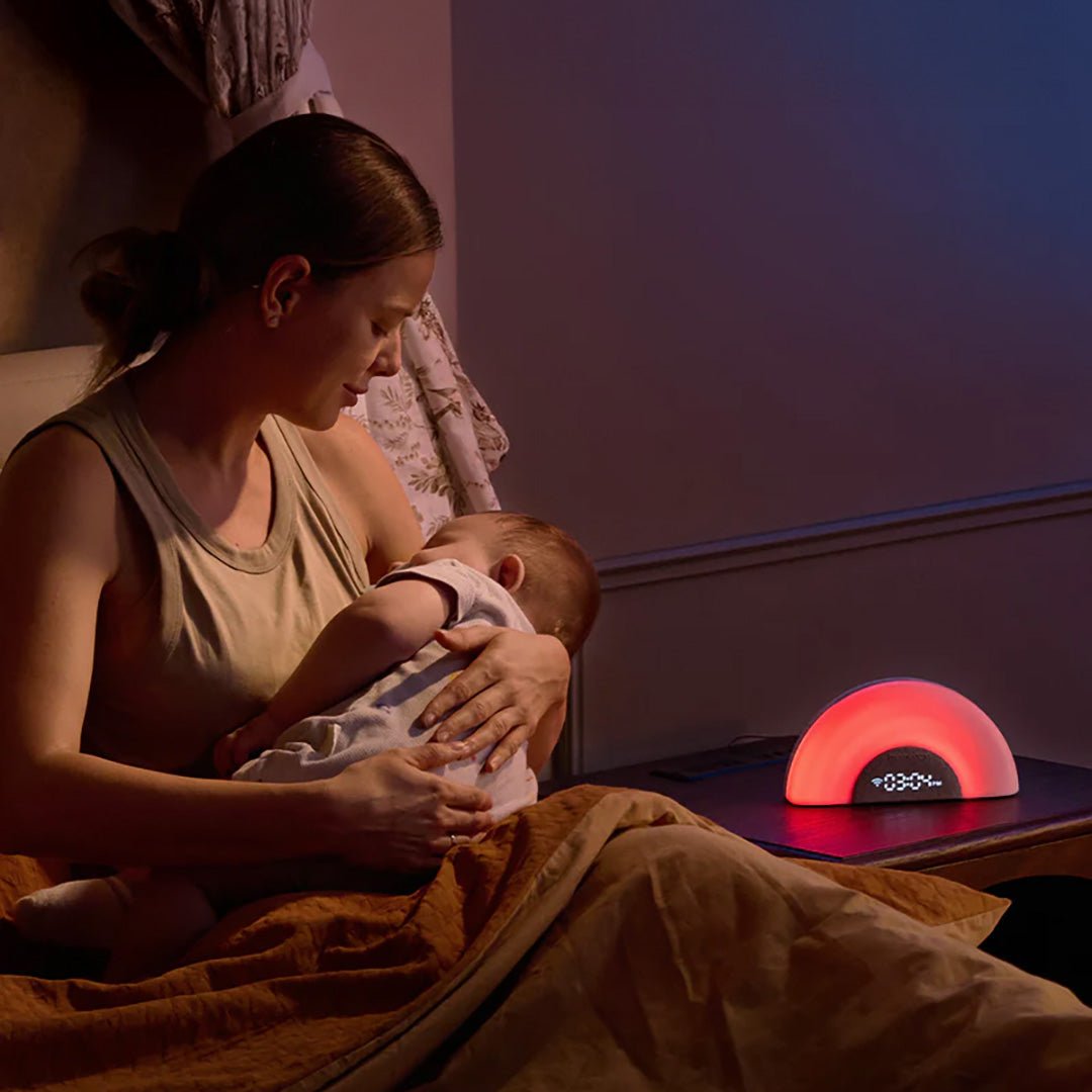 Máquina Ruido Blanco Arcoíris - MOMCOZY - Mini Nuts - Expertos en sillas de auto y coches de paseo