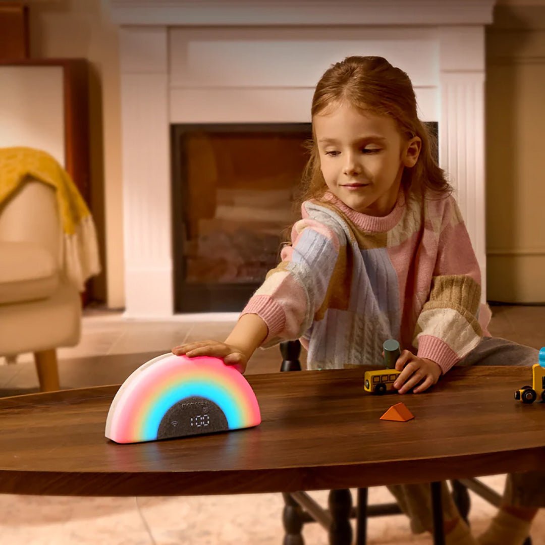 Máquina Ruido Blanco Arcoíris - MOMCOZY - Mini Nuts - Expertos en sillas de auto y coches de paseo