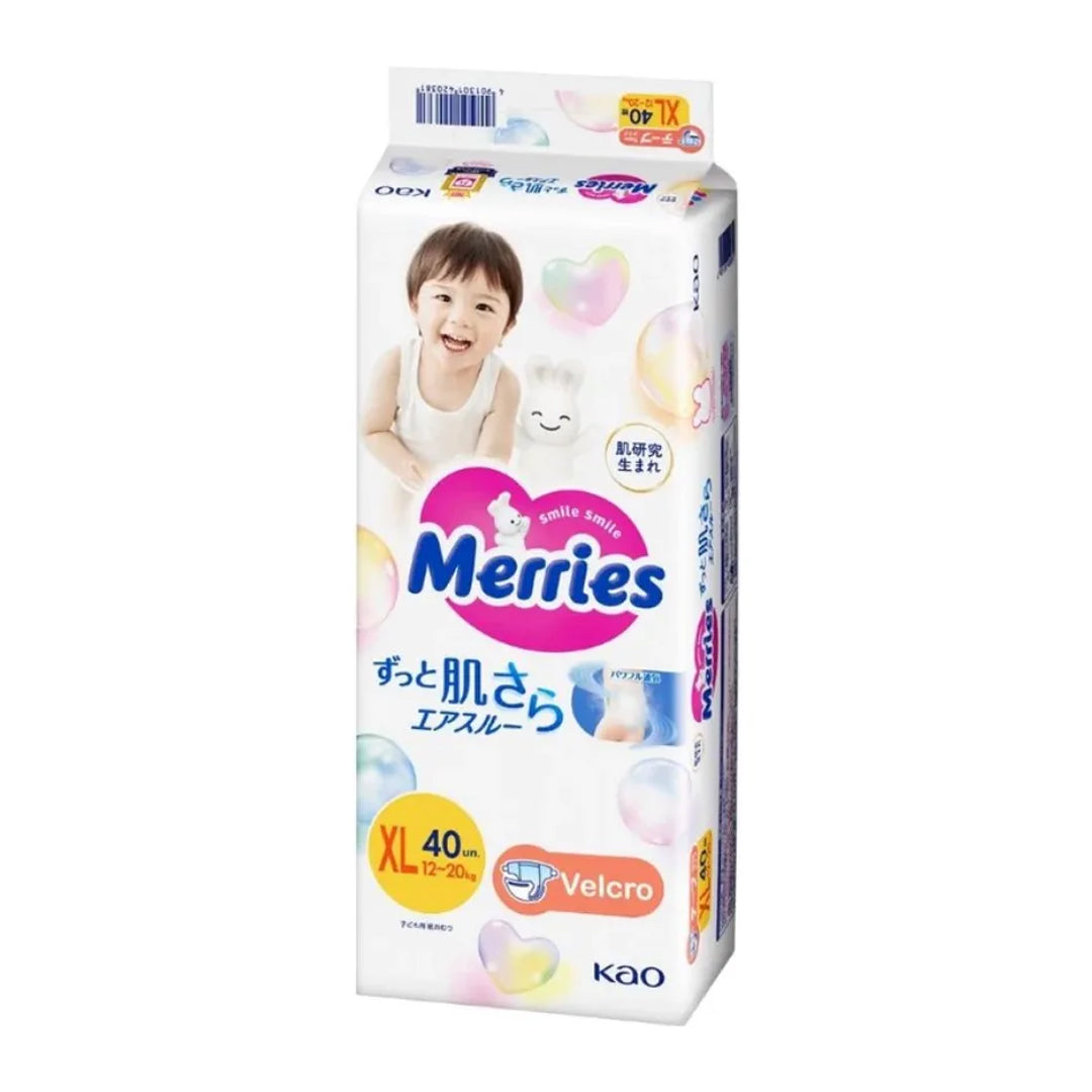 Pañales desechables Merries con velcro - vista completa
