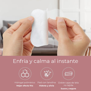 Manos despegando un pad de hidrogel con lanolina, con hidrogel polimérico, lanolina y tela no tejida de doble capa