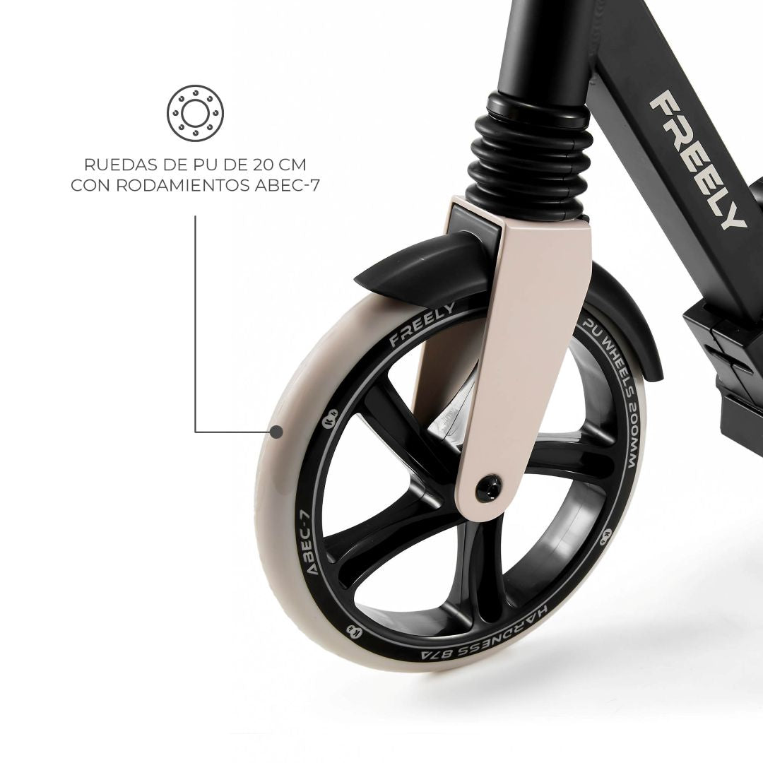 Scooter plegable Freely - KinderKraft - Mini Nuts - Expertos en sillas de auto y coches de paseo