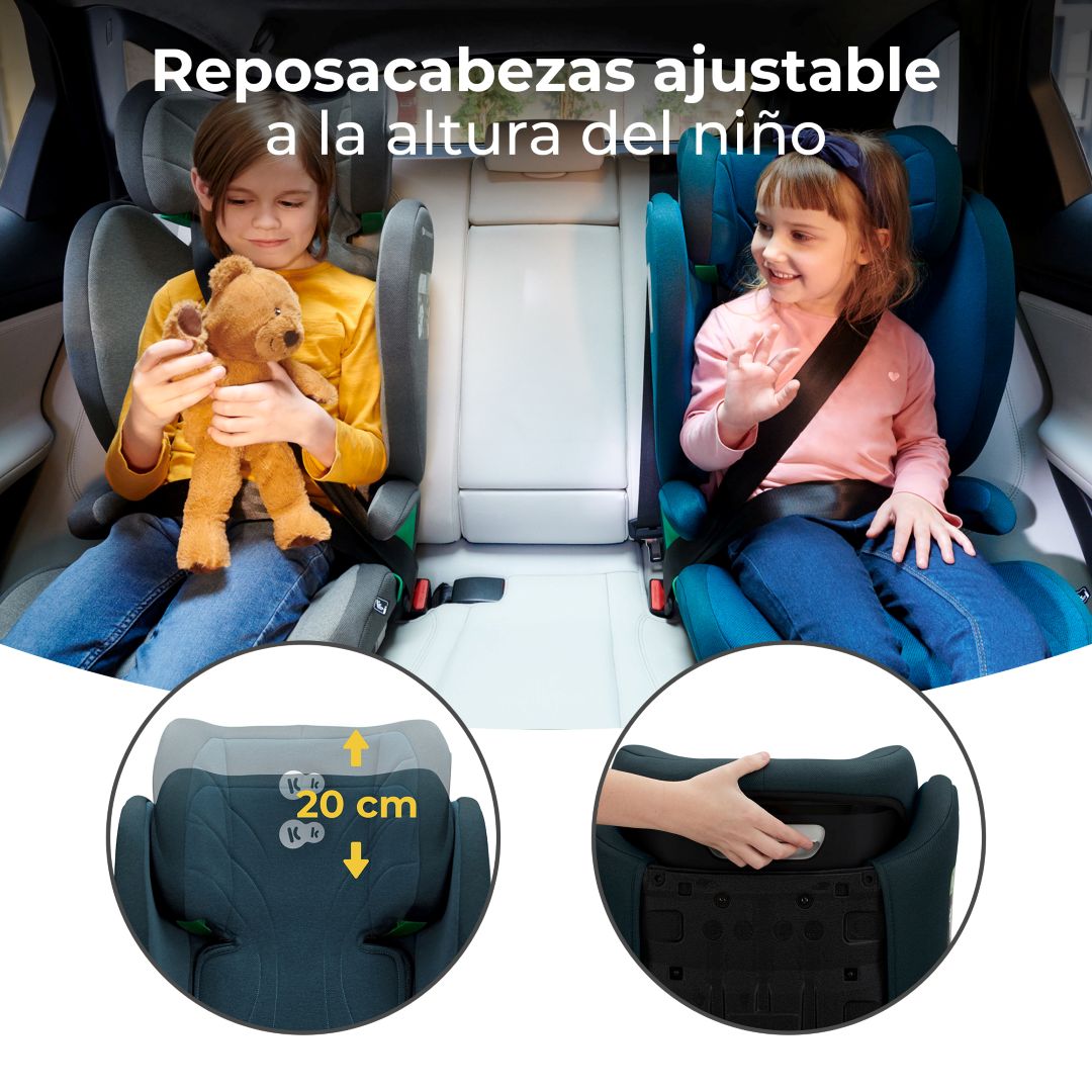 Dos niñas ambas sentadas en Silla de auto Butaca JUNIOR FIX 2 i - Size KinderKraft