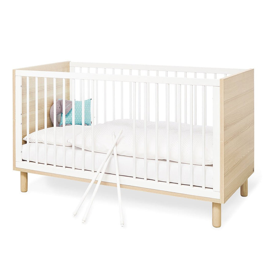 Cuna de madera Flow 140x70 (inc. Colchón) Pinolino - Pinolino-MiniNuts expertos en coches y sillas de auto para bebé