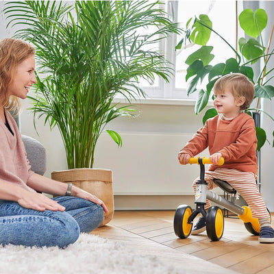 Triciclo Cutie Kinderkraft - KinderKraft-MiniNuts expertos en coches y sillas de auto para bebé