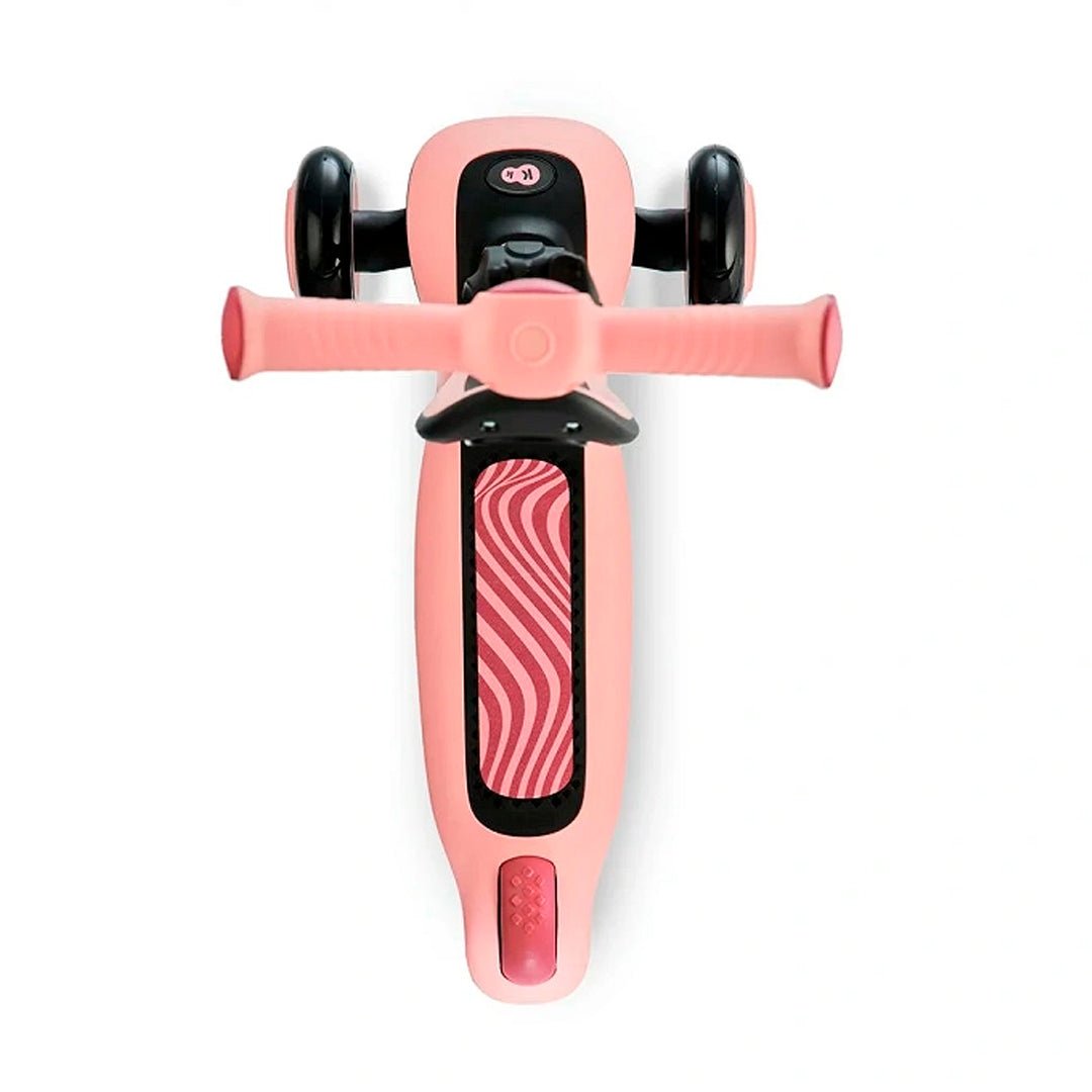 vista superior triciclo y scooter Halley color rosado con negro